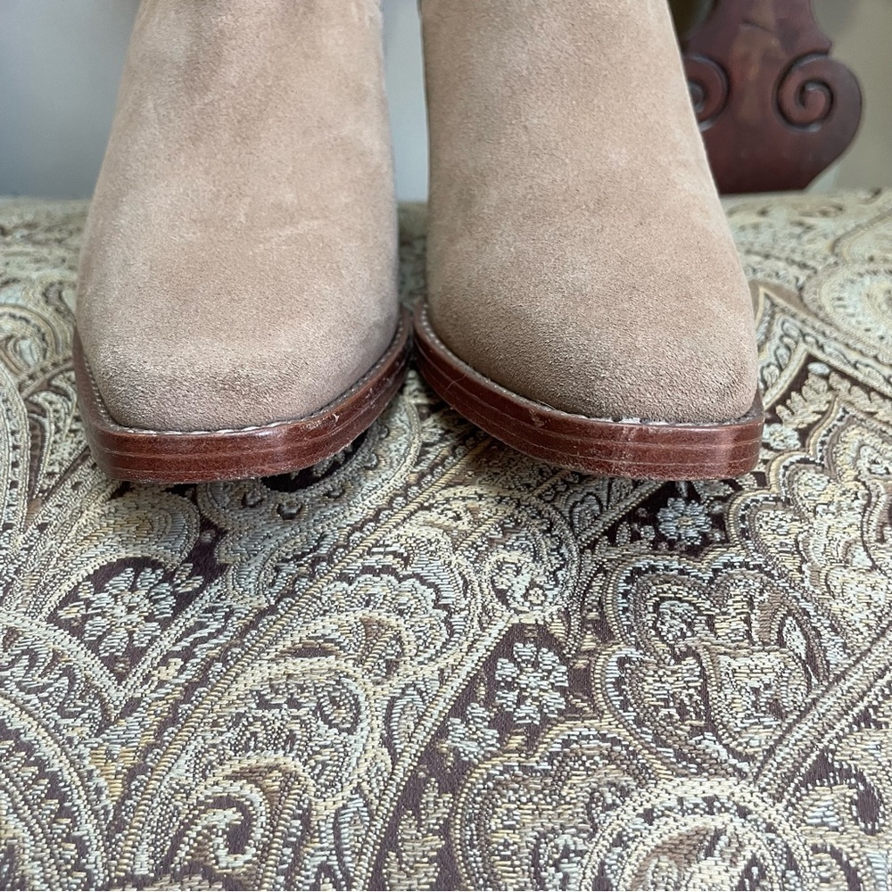 Paige Light Brown Suede Leather Chelsea Heeled Ankle Boots Size 7 - Picture 9 of 12